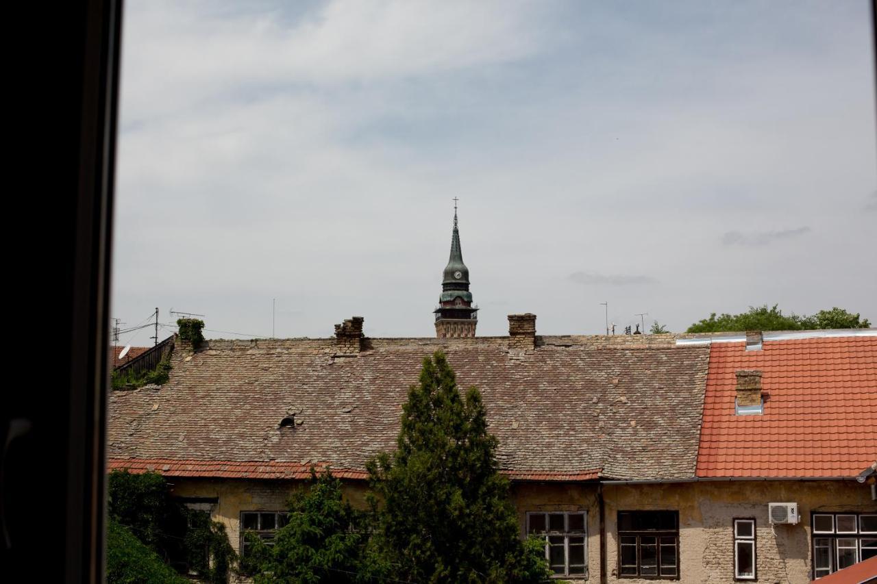 Apartman Zeka Paragvajac Daire Subotica Dış mekan fotoğraf